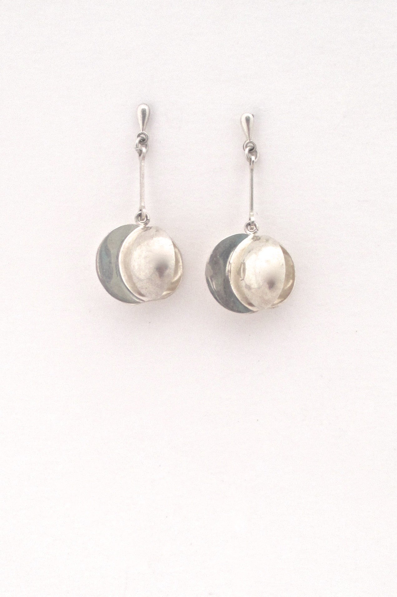 profile Kultaseppa Salovaara Finland vintage silver drop earrings