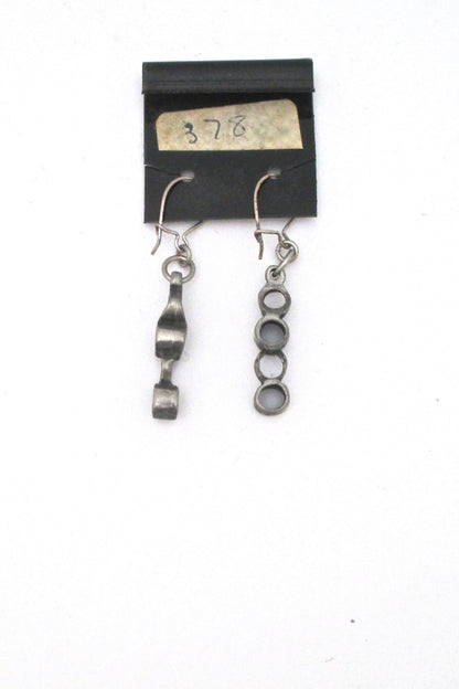 Robert Larin brutalist pewter drop earrings #378 ~ on original card