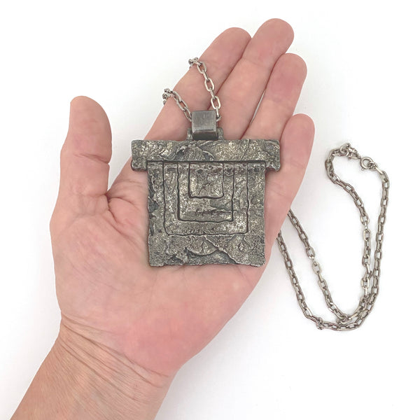 scale Guy Vidal Canada vintage brutalist pewter kinetic pendant necklace Canadian Modernist jewelry design