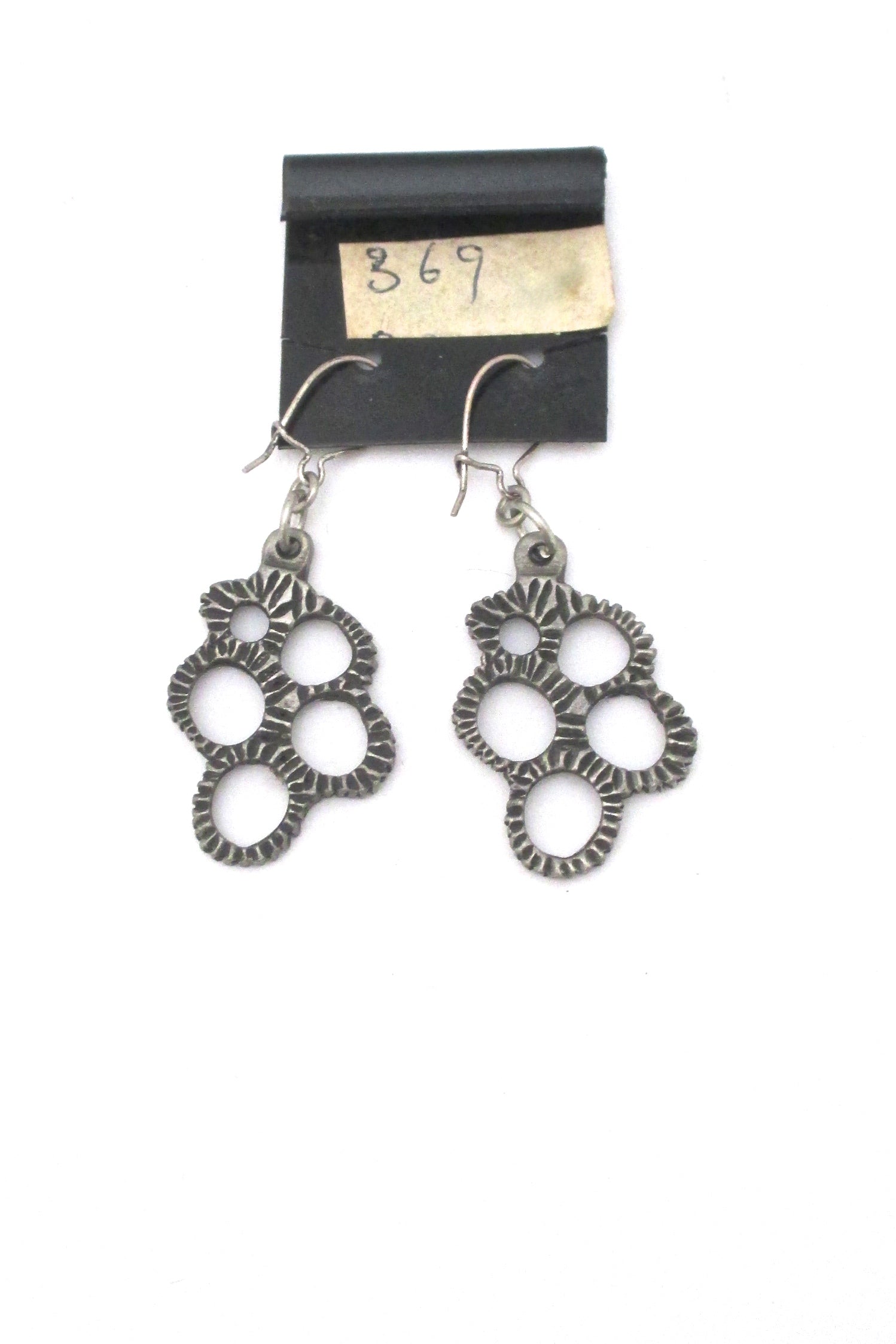 detail Robert Larin Canada vintage brutalist pewter drop earrings 369