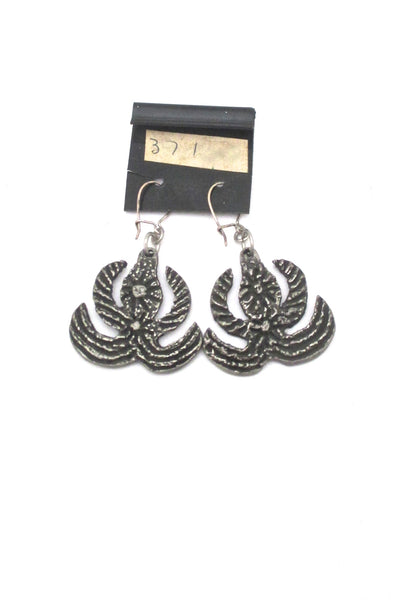 detail Robert Larin Canada vintage brutalist pewter drop earrings 371