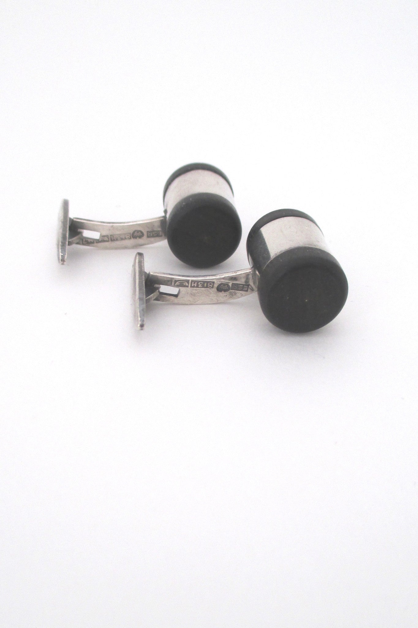 detail aarikka Finland vintage modernist silver and wood cufflinks 