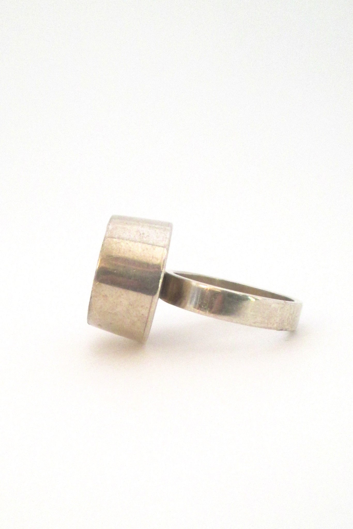 Hans Hansen textured gilded silver ring