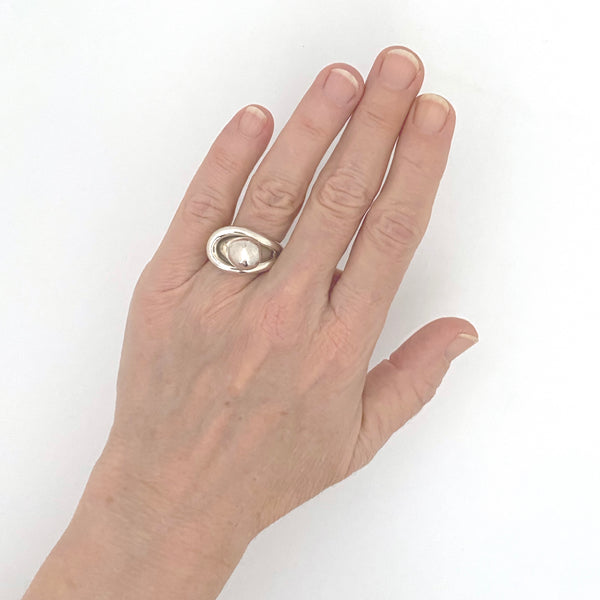 scale vintage heavy silver loop ring Modernist jewelry design