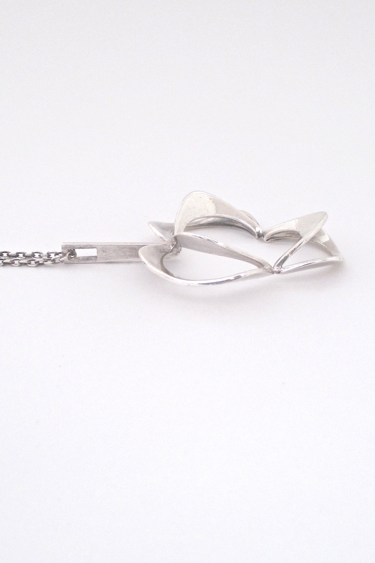 profile Theresia Hvorslev for Alton Sweden vintage silver large Scandinavian Modern dimensional pendant necklace 1970