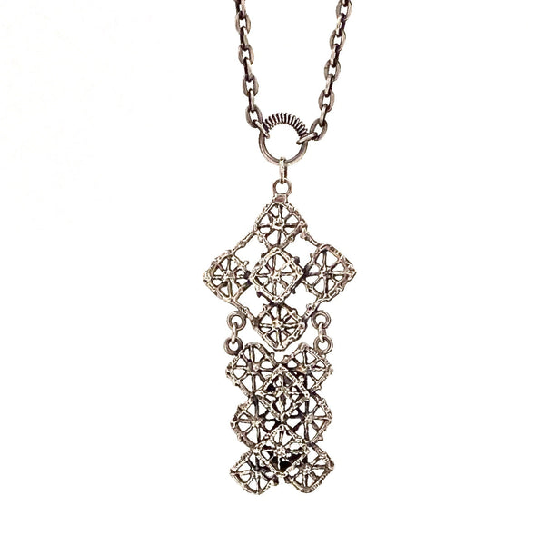 detail Turun Hopea Finland large vintage silver kinetic Pitsi pendant necklace 1974 Scandinavian Modernist jewelry design