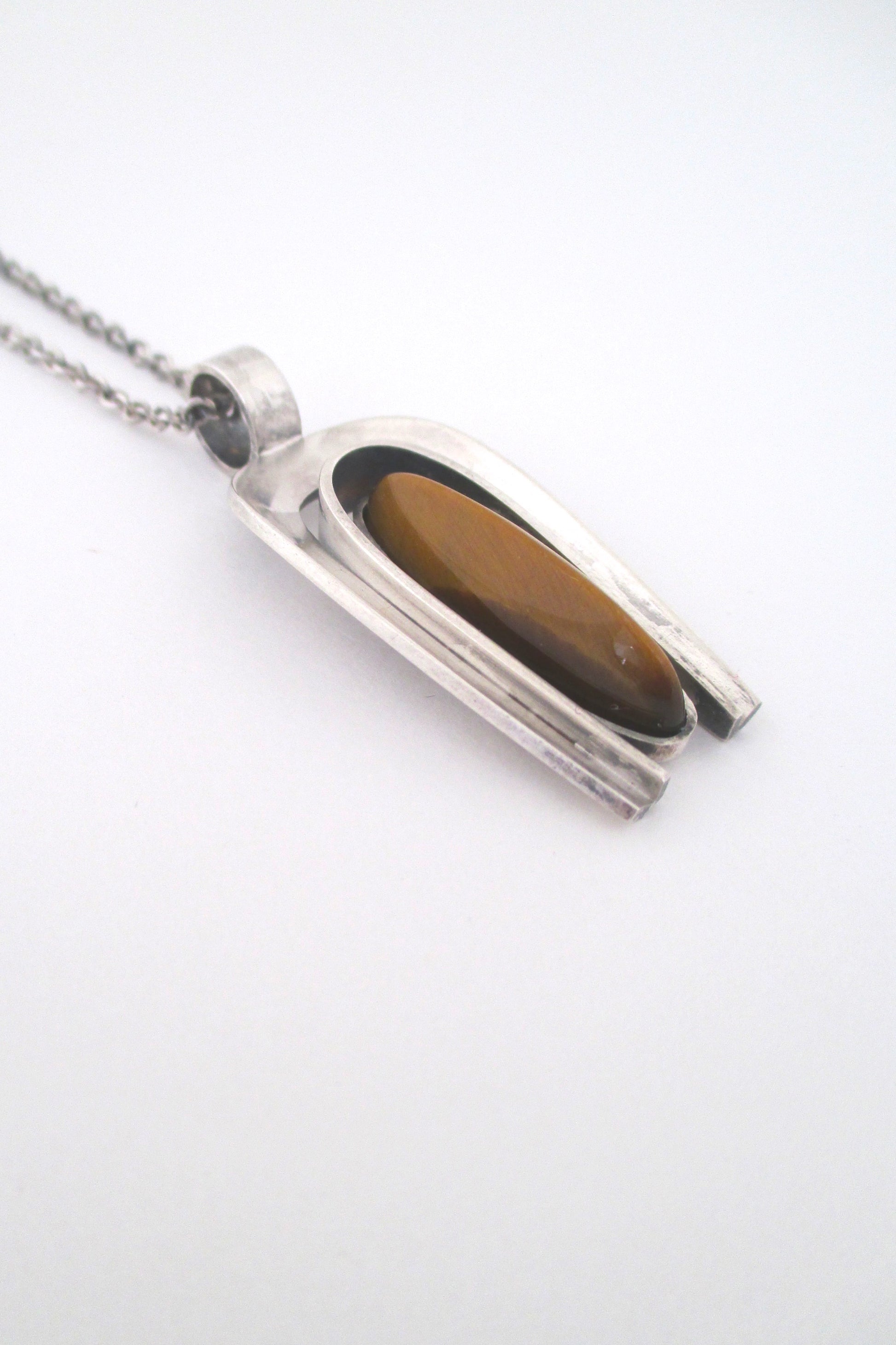 profile Elis Kauppi Kupittaan Kulta Finland vintage silver and shaped tiger eye pendant necklace 1974