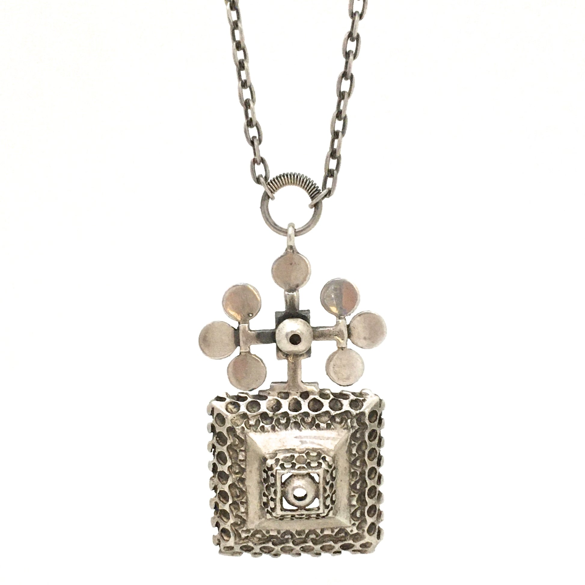 detail Pentti Sarpaneva for Turun Hopea Finland large dimensional silver pendant necklace Scandinavian Modern jewelry design