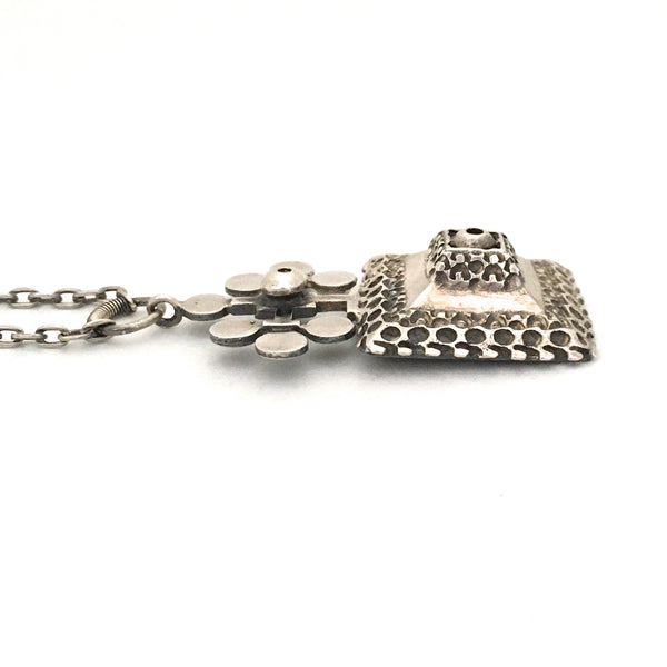 profile Pentti Sarpaneva for Turun Hopea Finland large dimensional silver pendant necklace Scandinavian Modern jewelry design