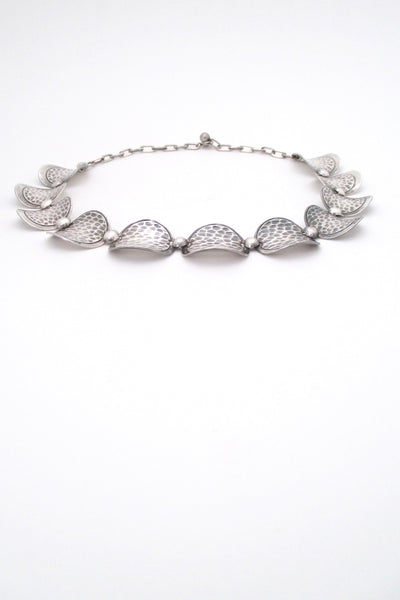 profile Alton Sweden textured silver Scandinavian Modern link necklace by KE Palmberg 1974 