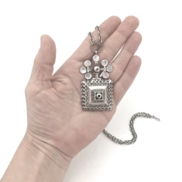 Pentti Sarpaneva Finland large dimensional pendant necklace