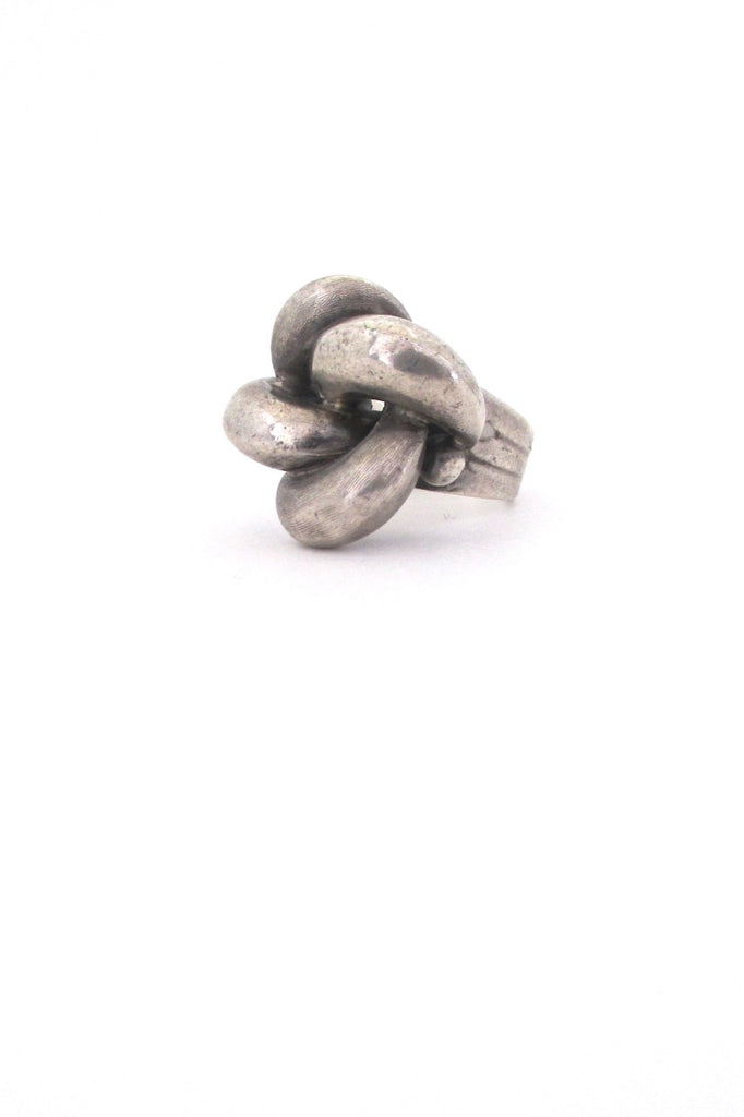 Industria Argentina large dimensional mid century modernist sterling silver ring by Antonio Belgiorno