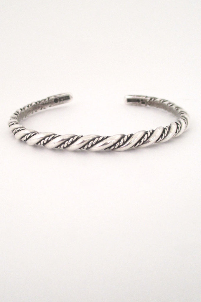 Kalevala Koru Finland vintage sterling silver cuff bracelet