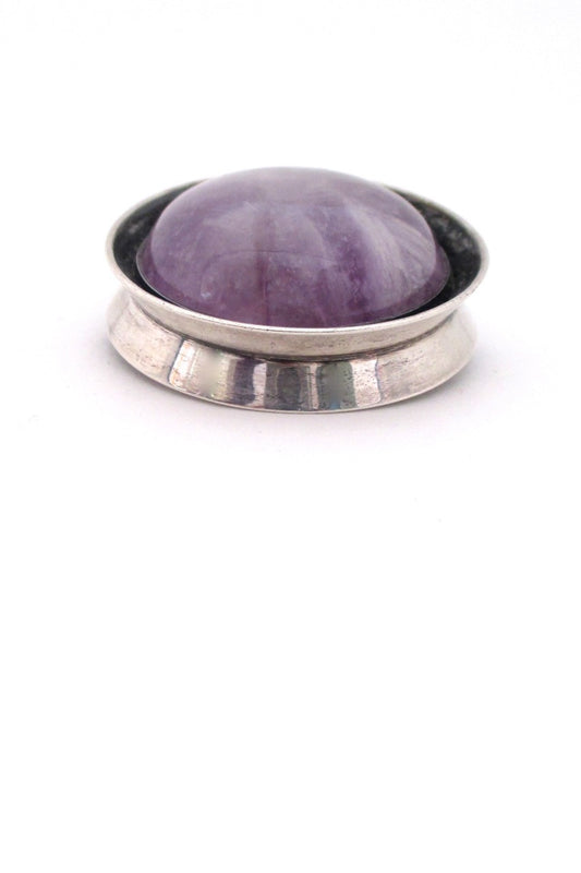 detail Large amethyst and silver vintage brooch by Heikki Kaksonen for Kaunis Koru Finland 1966