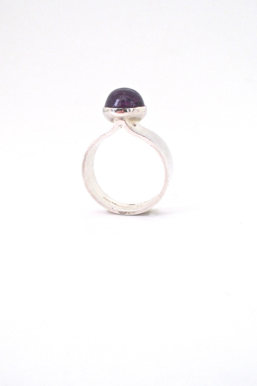 Kaunis Koru Finland vintage silver and amethyst Modernist ring by Rauno Oma Mättö 1975
