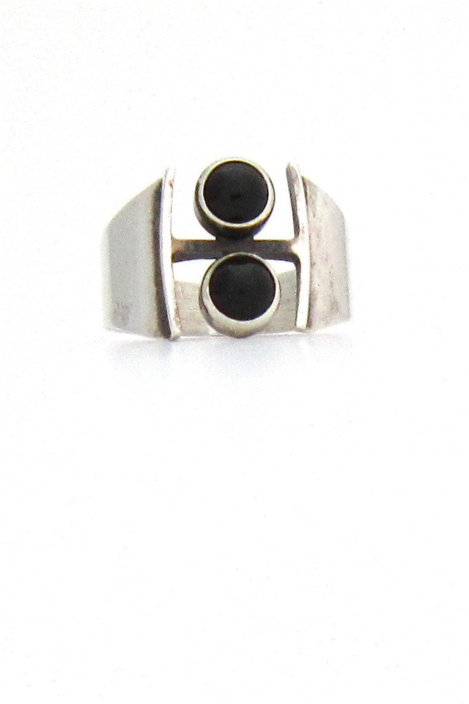 Kultaseppa Salovaara Finland silver and onyx  ring