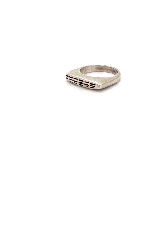 Lisa Jenks vintage silver ring