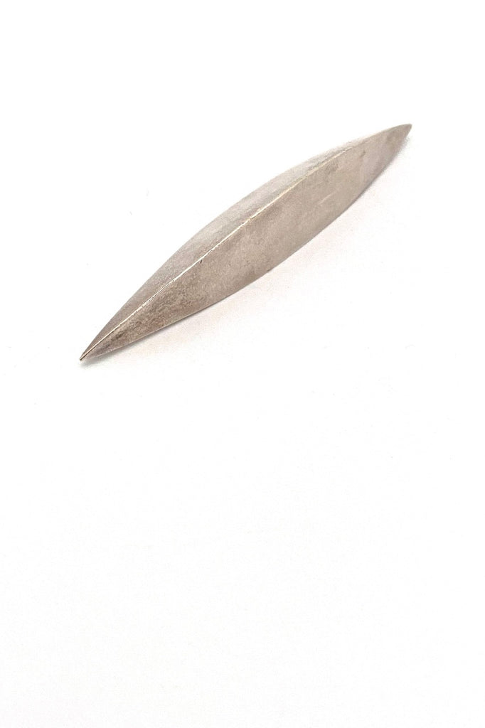 Marcin Zaremski Poland vintage silver extra long sleek brooch Postmodern design