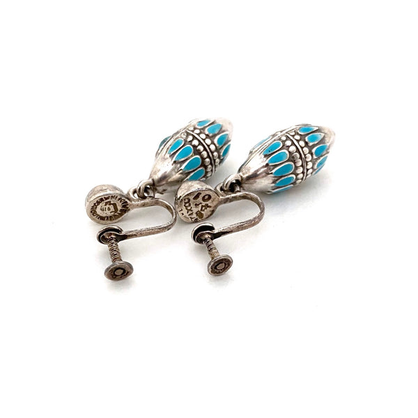 detail Margot Van Voorhies Carr (Margot do Taxco) Mexico vintage silver sky blue enamel drop earrings modernist jewelry design