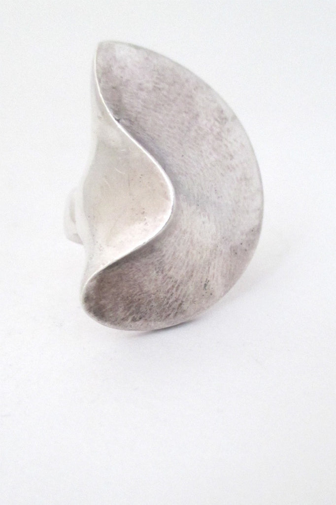Matti Hyvarinen Finland vintage Scandinavian modernist large sterling silver textured swirl ring