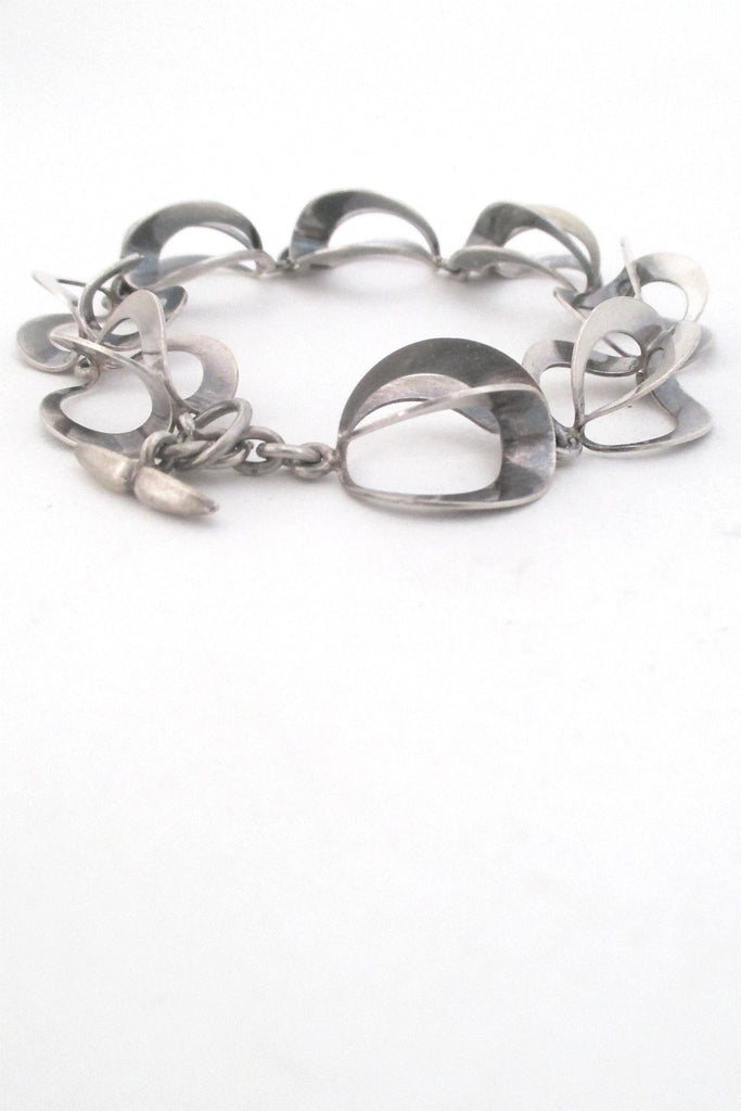 N E From Denmark Scandinavian modernist silver looped links bracelet