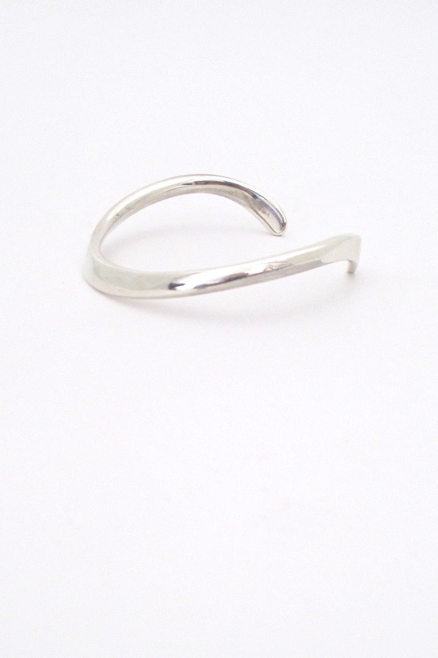 profile Ove Wendt for Age Fausing Denmark vintage heavy silver curved Scandinavian Modern bracelet