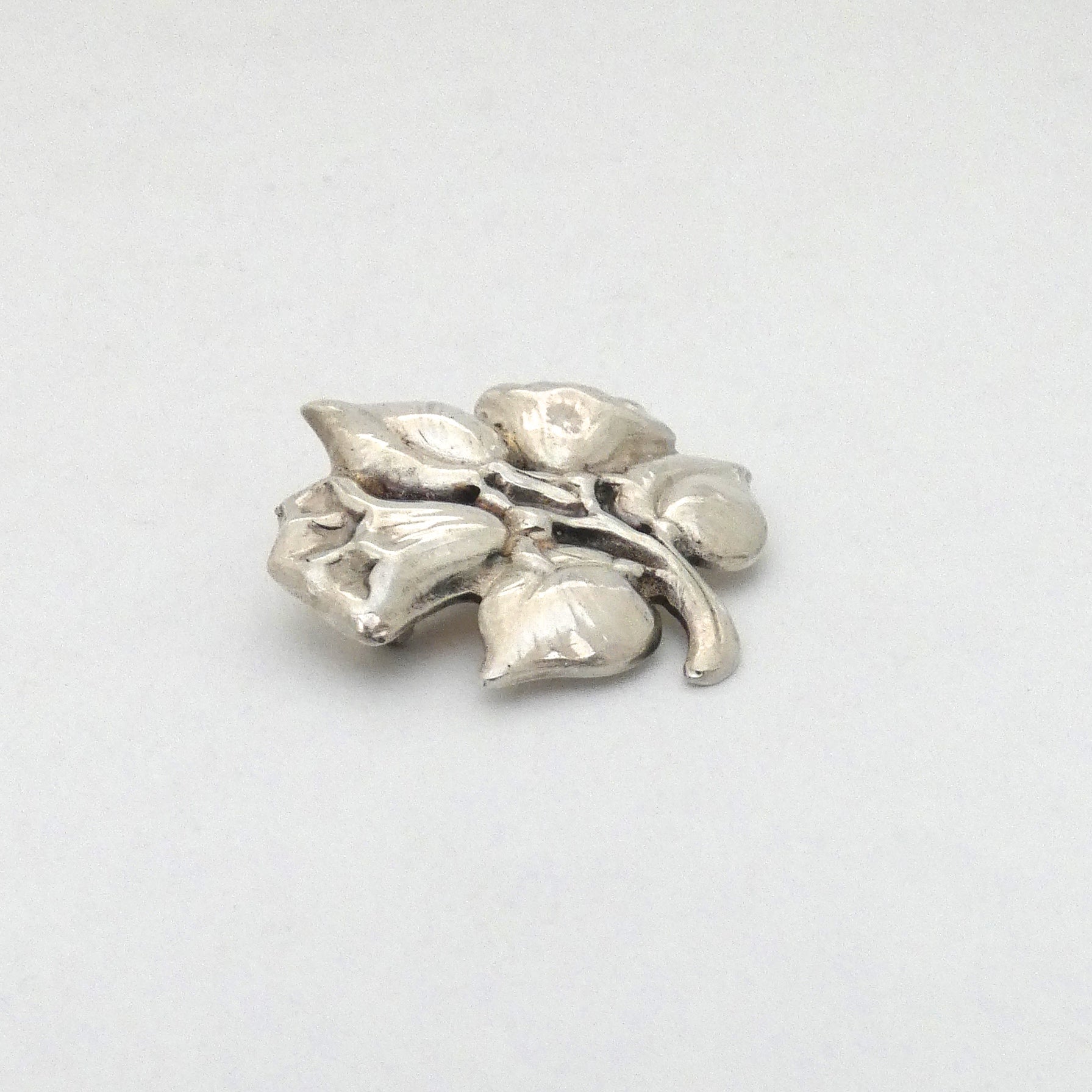 profile Carl Poul Petersen Canada vintage silver floral brooch Georg Jensen apprentice