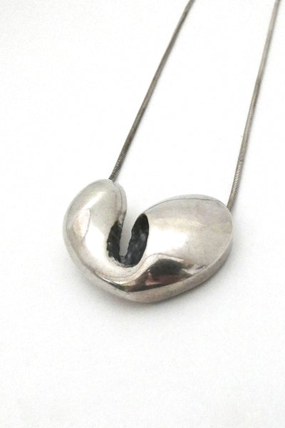 detail Poul Havgaard Lapponia Finland large vintage silver heart With Love Rakkaudella necklace 1974 Scandinavian Modernist jewelry design