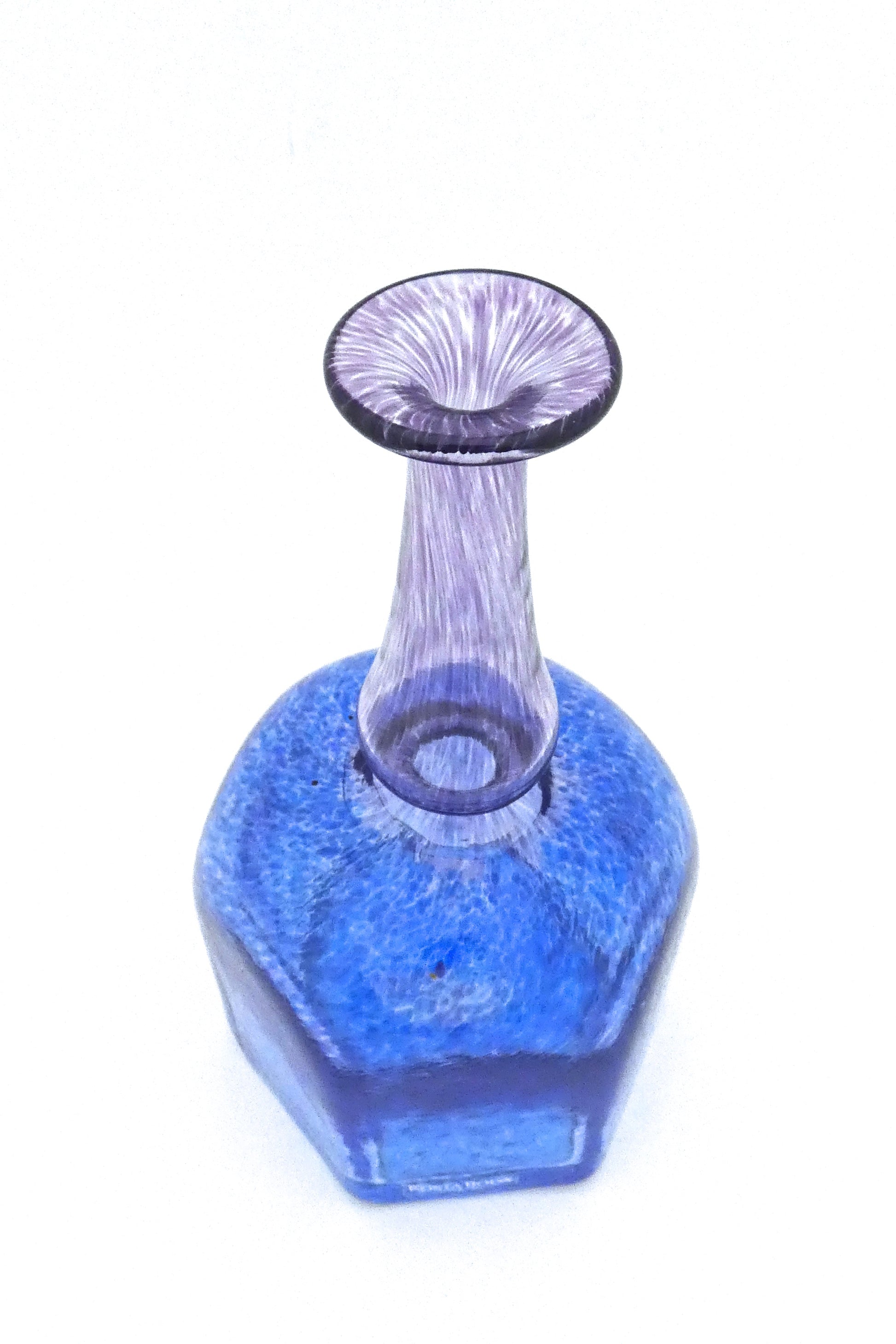 detail Bertil Vallien for Kosta Boda Sweden vintage glass Artist Collection Antikva vase # 3 signed Scandinavian Modern design