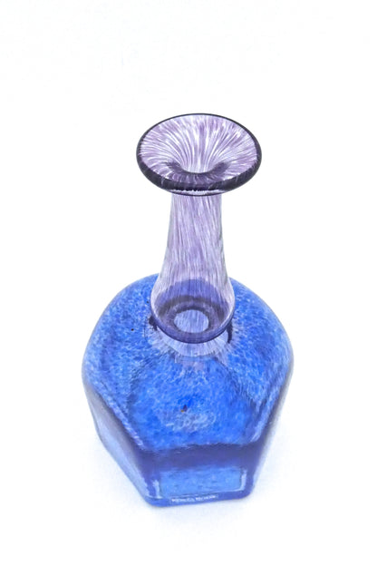 detail Bertil Vallien for Kosta Boda Sweden vintage glass Artist Collection Antikva vase # 3 signed Scandinavian Modern design