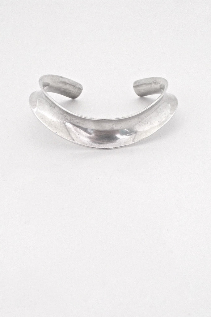 Palle Bisgaard Denmark vintage Scandinavian Modern curved silver cuff bracelet
