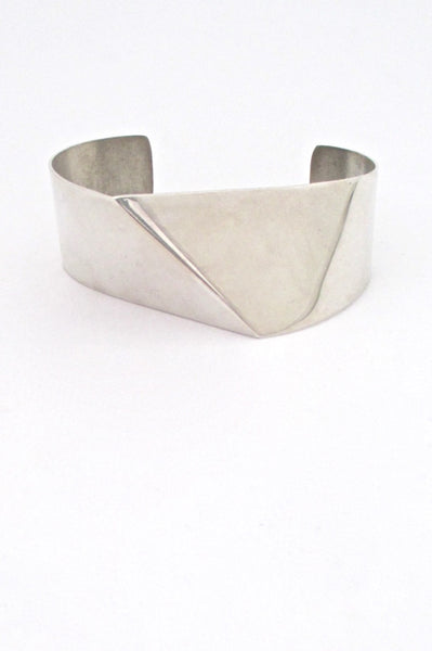Pekka Piekainen for Auran Kultaseppa Finland vintage silver cuff bracelet mid century modern