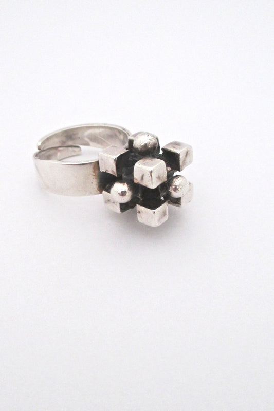 Pentti Sarpaneva Finland vintage silver heavy cubes spheres ring mid century design