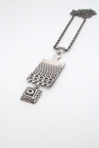 Pentti Sarpaneva for Turun Hopea Finland vintage kinetic silver pendant necklace