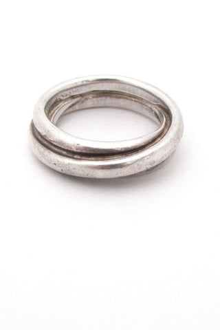 Pierre Cardin vintage modernist sterling silver eternity loop ring