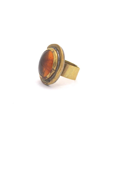 Rafael Canada brass ring ~ round amber stone
