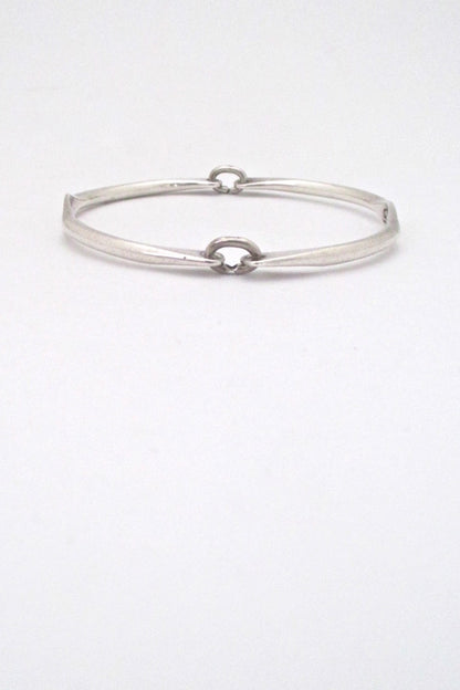 Rafael Alfanadary Canada vintage sterling silver hinged bangle bracelet