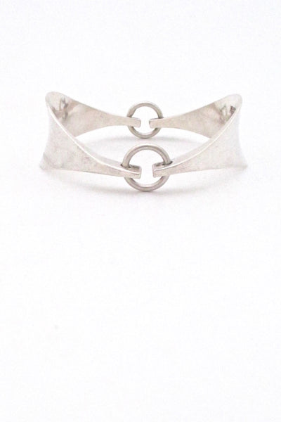 profile Plus Studios Norway Design wide hammered silver hinged bracelet by Ragnar Hansen Scandinavian Modern jewelry design