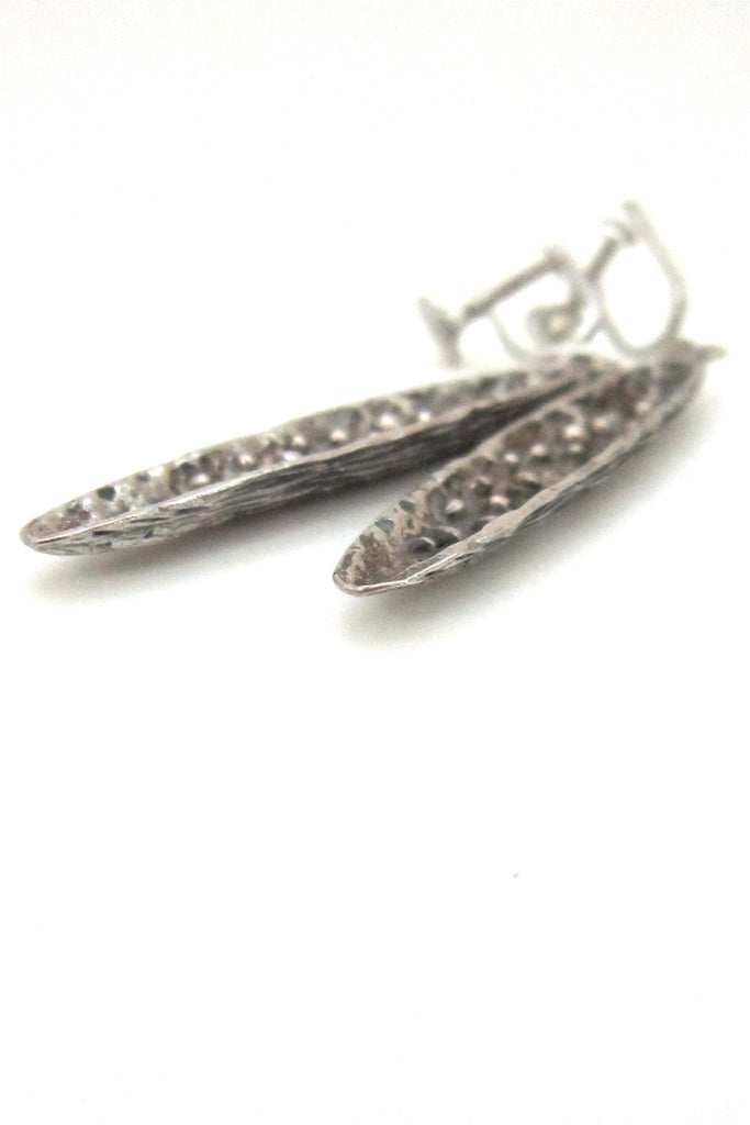 Robert Larin Canada vintage pewter brutalist peapod earrings