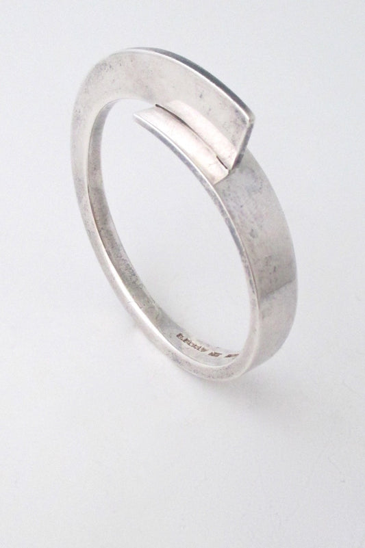 Soren Borup Denmark vintage Scandinavian Modernist silver heavy hinged bracelet