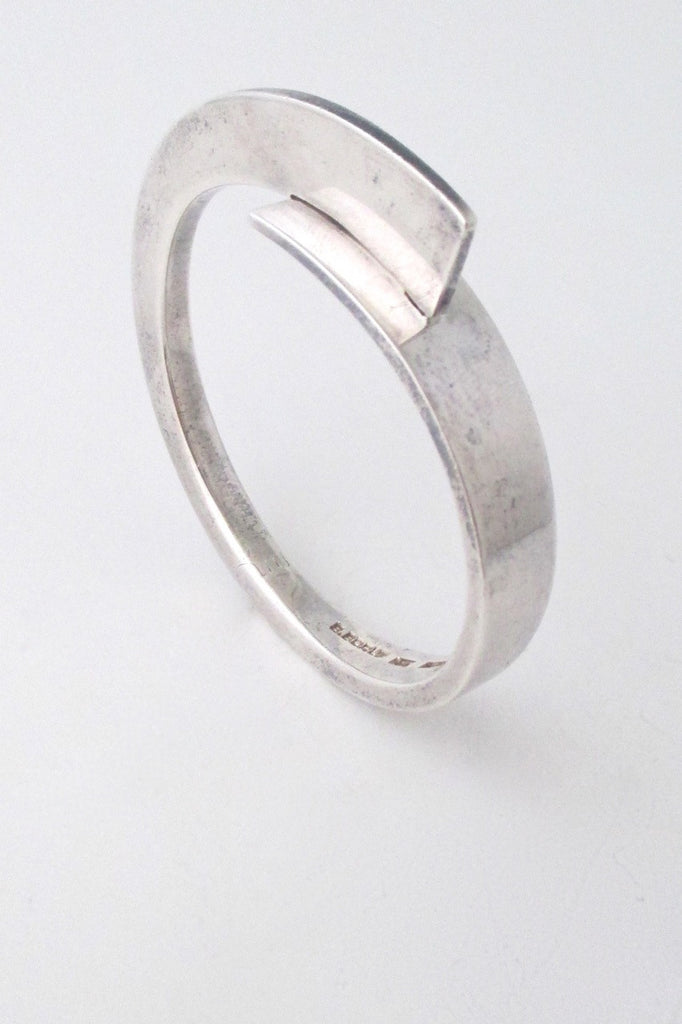 Soren Borup Denmark vintage Scandinavian Modernist silver heavy hinged bracelet