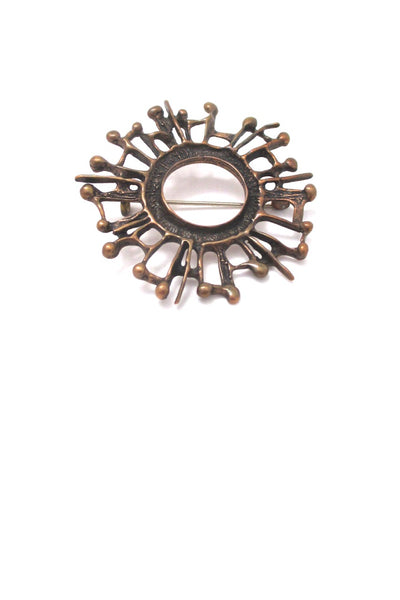 detail Uni David-Andersen bronze brooch by Unn Tangerud Scandinavian Modern design vintage jewelry