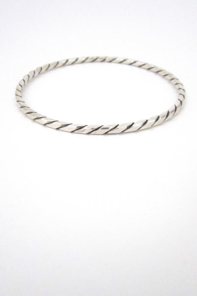 Aarre & Krogh Denmark vintage sterling silver bangle