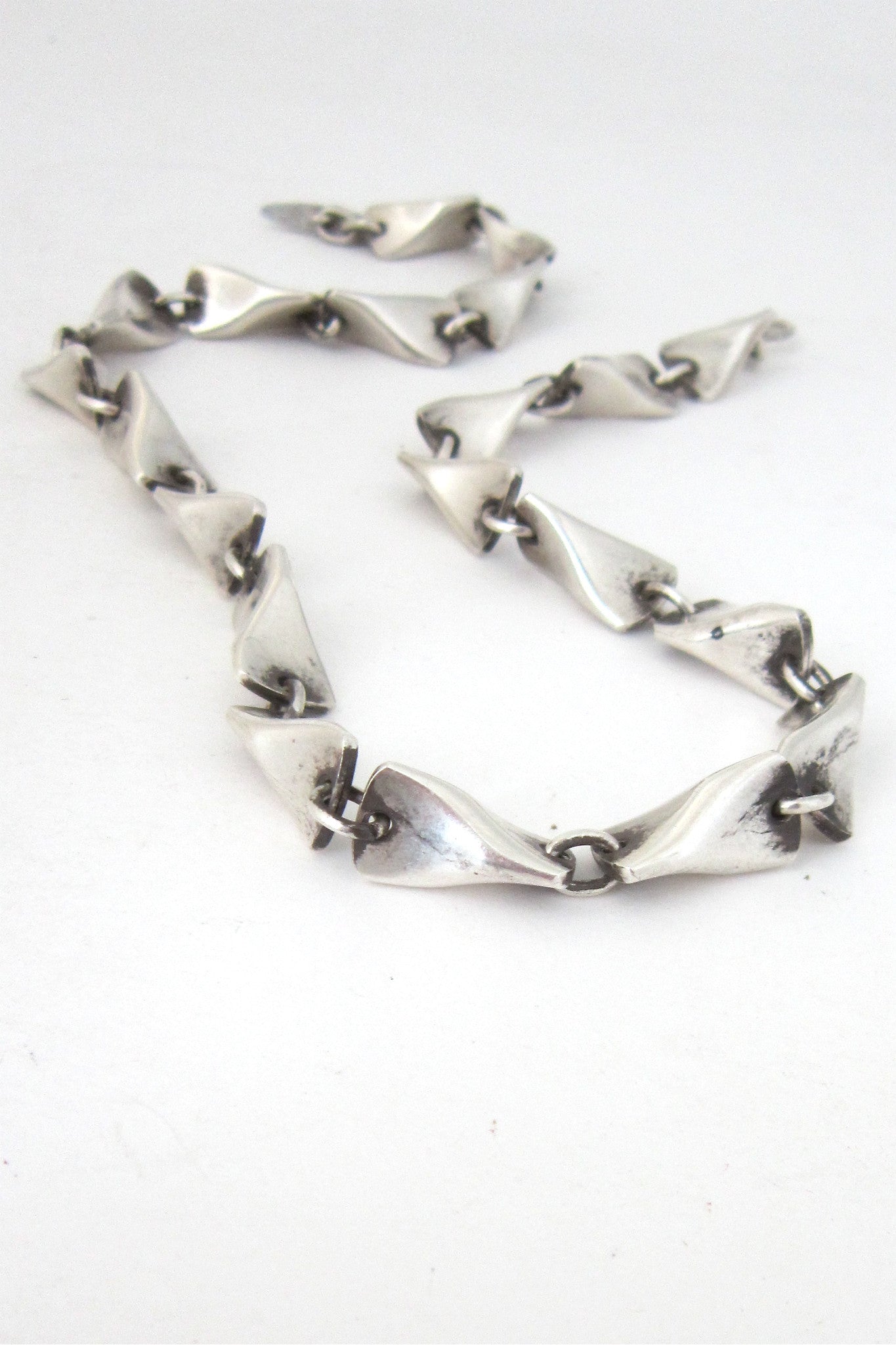 Georg_Jensen_Denmark_vinatge_silver_butterfly_necklace_104a