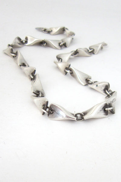 Georg_Jensen_Denmark_vinatge_silver_butterfly_necklace_104a