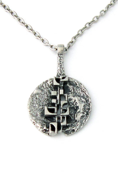 Robert Larin open disc pendant