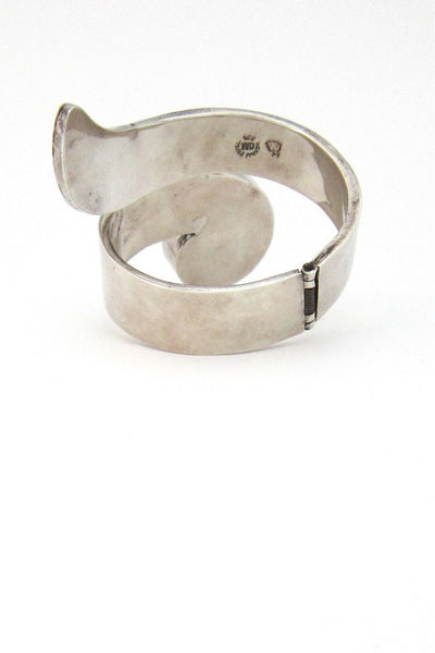 sterling swirl clamper bracelet