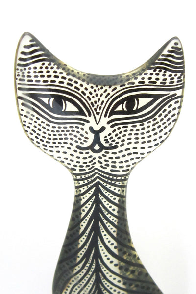 monumental Palatnik cat sculpture