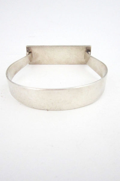 Puig Doria hinged silver bracelet