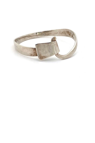 vintage hand wrought hammered silver hook bangle bracelet Modernist jewelry design